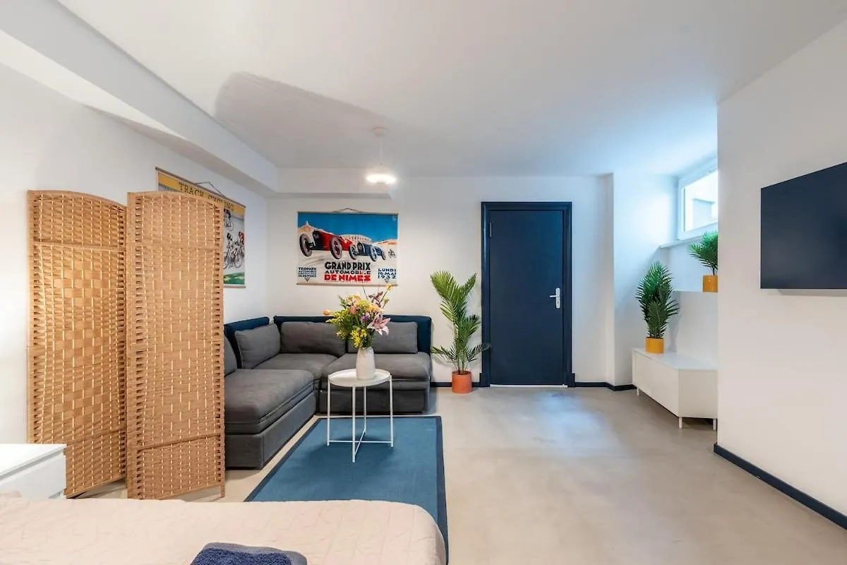 Modern Flat In Kreuzberg 2 Bath Rooms Berlin